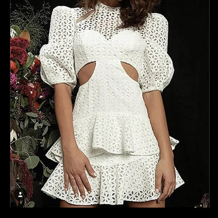 Dantelli Puf Kollu Midi Elbise, Fırfırlı Etek Ucu