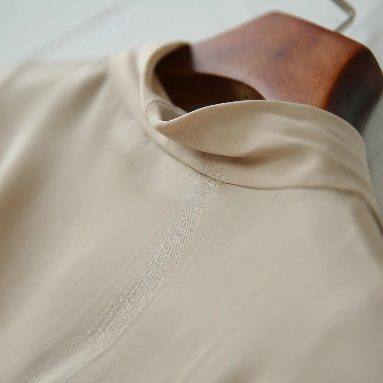 Zarif Yazlık Kadın Tişörtü