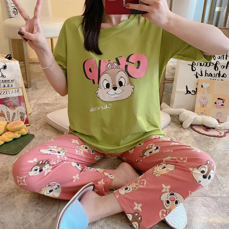 Kadınlar için Sevimli Bol Yazlık Pijama - Kısa Kollu Set