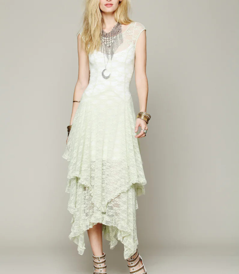 Düzensiz Yüksek-Düşük Dantel Elbise