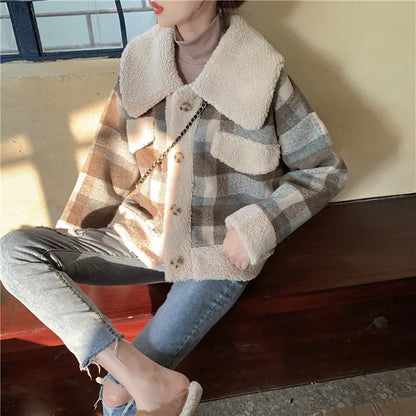 Kadınlar için Kore tarzı bol kesim kuzu yünü kareli ceket