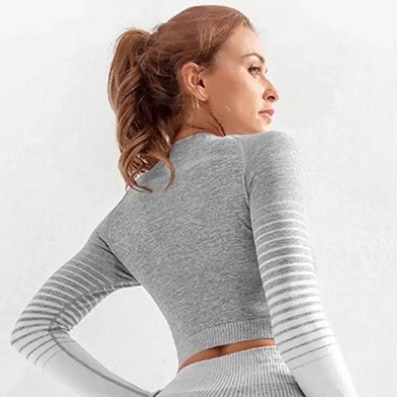 New Women's Yoga Top - Breathable Long Sleeve Fitness Set